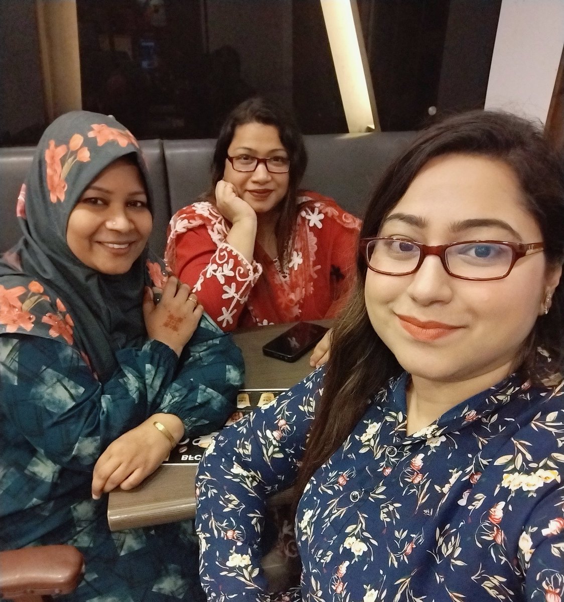 Isponthaurmi9's tweet photo. Be thankful for the people who make your days Brighter ๐๐๐๐
#BeThankful
#GratefulHeart
#PeopleWhoMatter
#BrightDays
#PositiveVibesOnly
#HappinessStartsHere
#CherishTheMoments
#GoodPeopleGoodVibes
#SmilingThroughLife
#JoyfulLiving
#SpreadPositivity
#IsponthaFiftyShades https://t.co/aMACIFMJp6