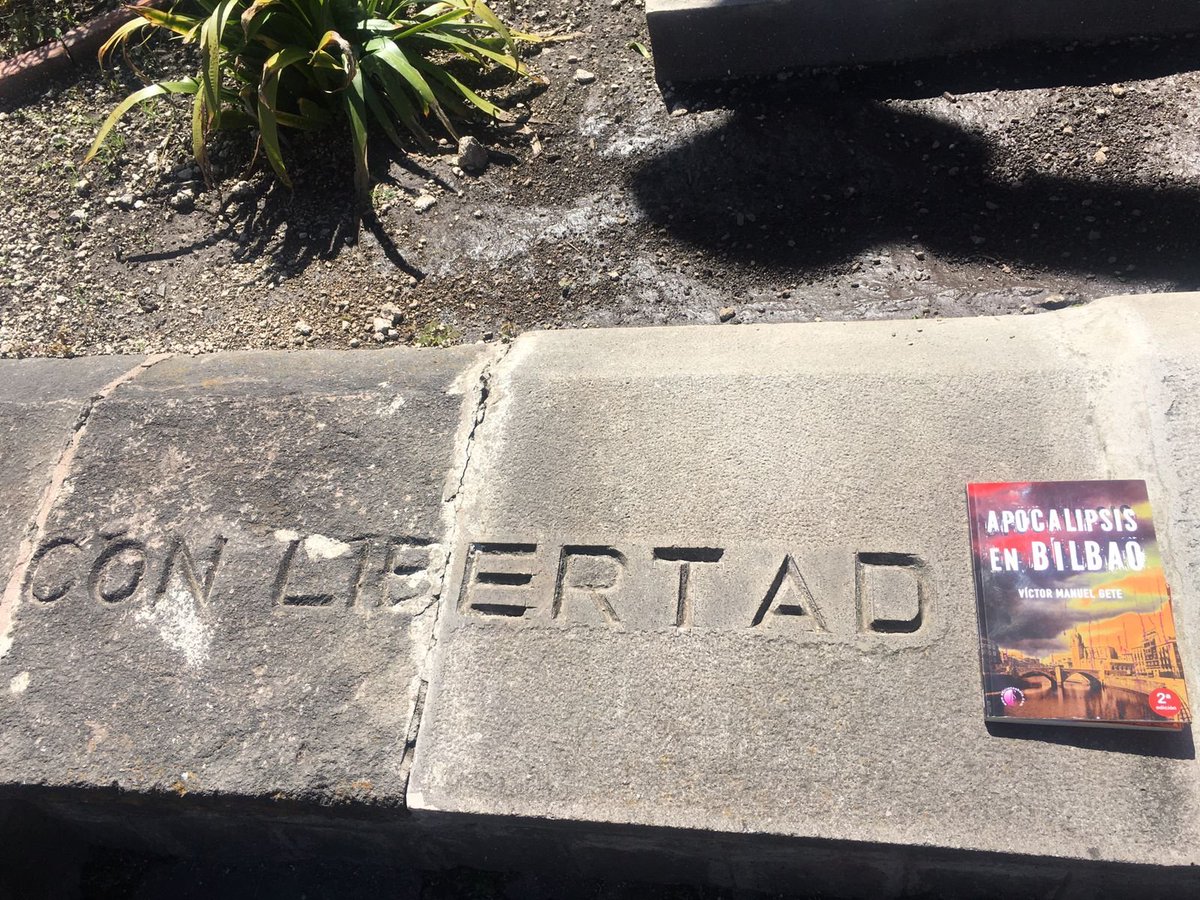 VicGete's tweet image. Fotos que me mandan de #ApocalipsisenBilbao #terror #novela #zombies #Bilbao

¡Gracias!