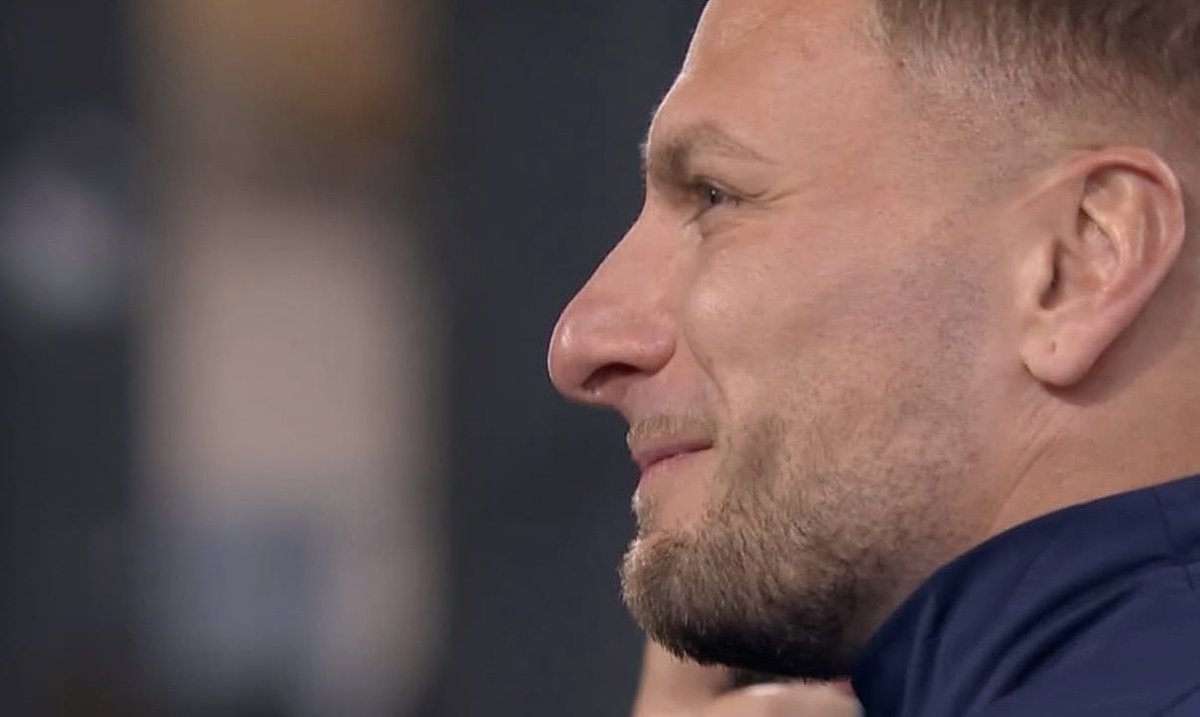 FRA96SSL's tweet image. Uno sguardo che vale mille parole ❤️