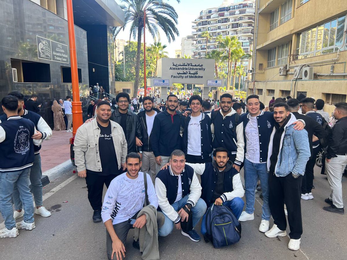 ( وَآخِرُ دَعْوَاهُمْ أَنِ الْحَمْدُ لِلَّهِ رَبِّ الْعَالَمِينَ ) ❤️❤️