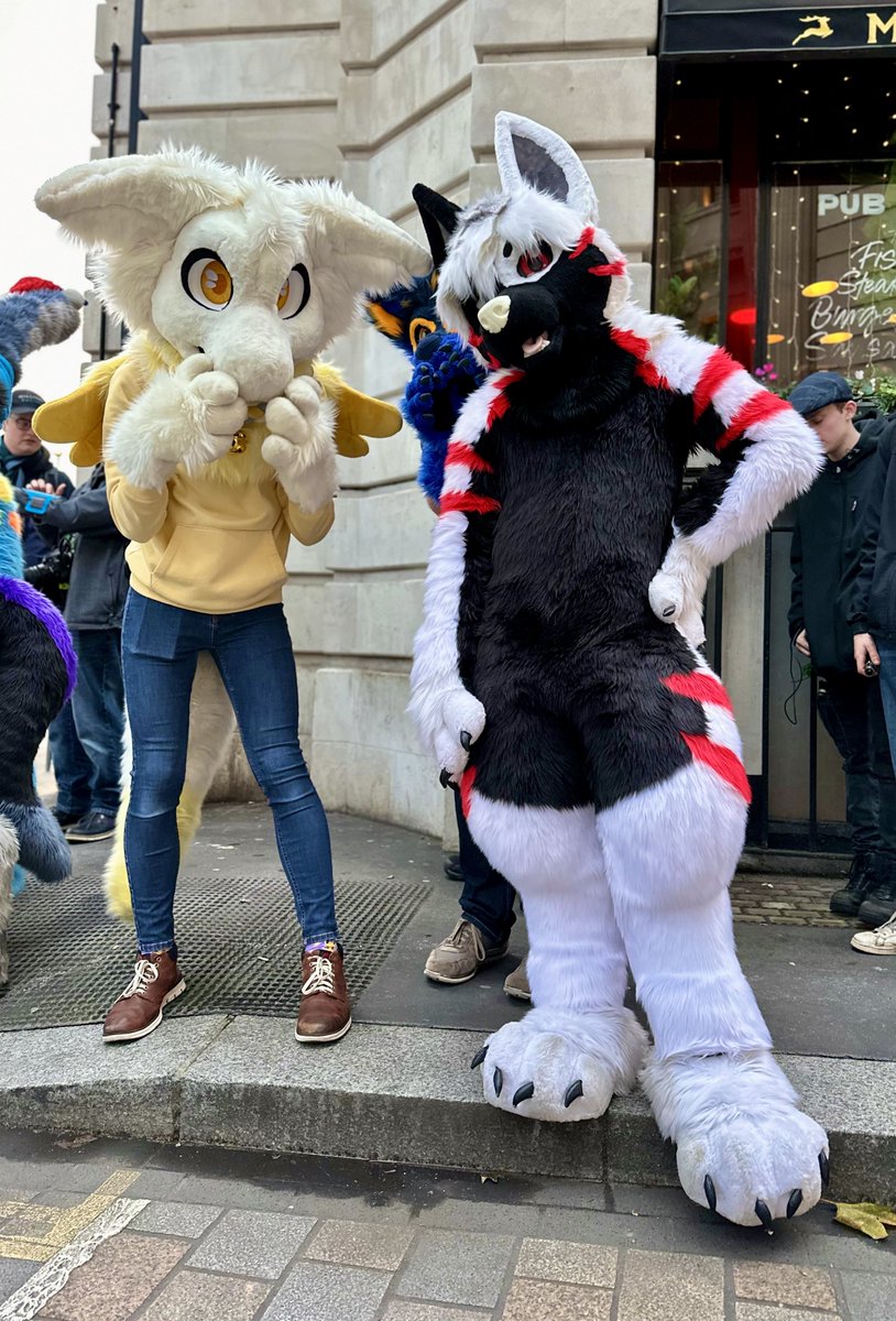 Ft. Azure, Ryan and <a href="/_whitetxt/">_whitetxt</a> 

Please tag the missing ones. Ary repost, twitter glitched.