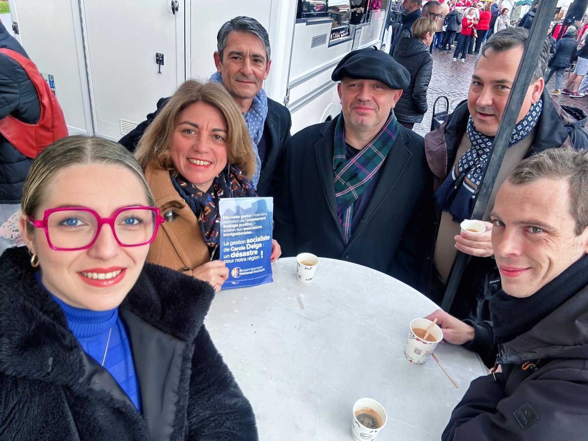 🌞Ce matin, sur le marché de Frouzins, nous avons rappelé une réalité ignorée : Selon le dernier rapport de l'INSEE, l'Occitanie est parmi les dernières régions en emploi, cohésion sociale et de dynamisme économique.
Un constat accablant après des décennies de gestion socialiste