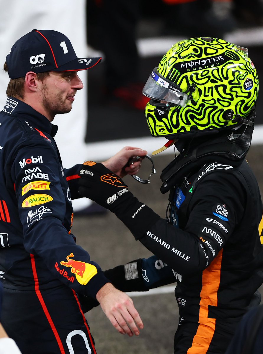 slop3's tweet image. Grattis till Lando! Han tar WDC!

Men årets förare går lätt till Max!

- Flest vinster
- Flest poles
- Återhämtning från -102p till -2p. 

Han gjorde säsongen intressant.