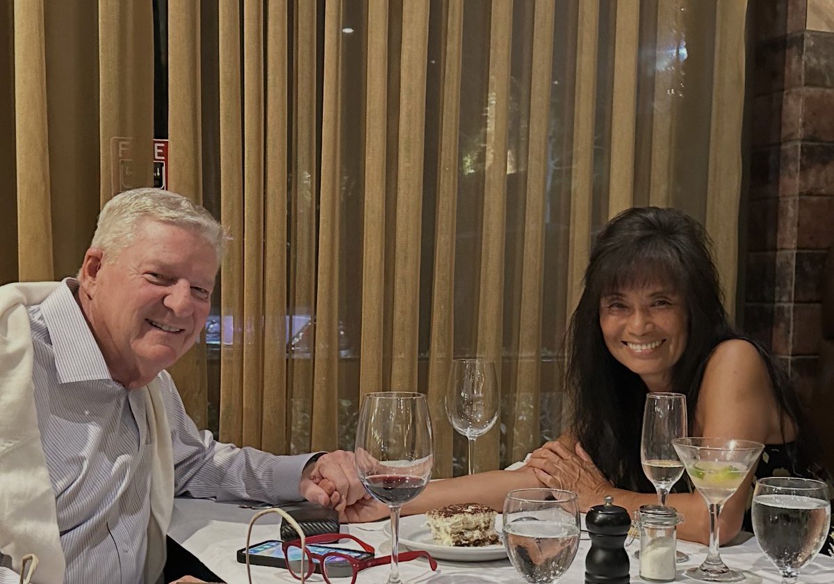 MichaelEdw67149's tweet photo. Another nice dinner with Fiona https://t.co/G64VDVMygU