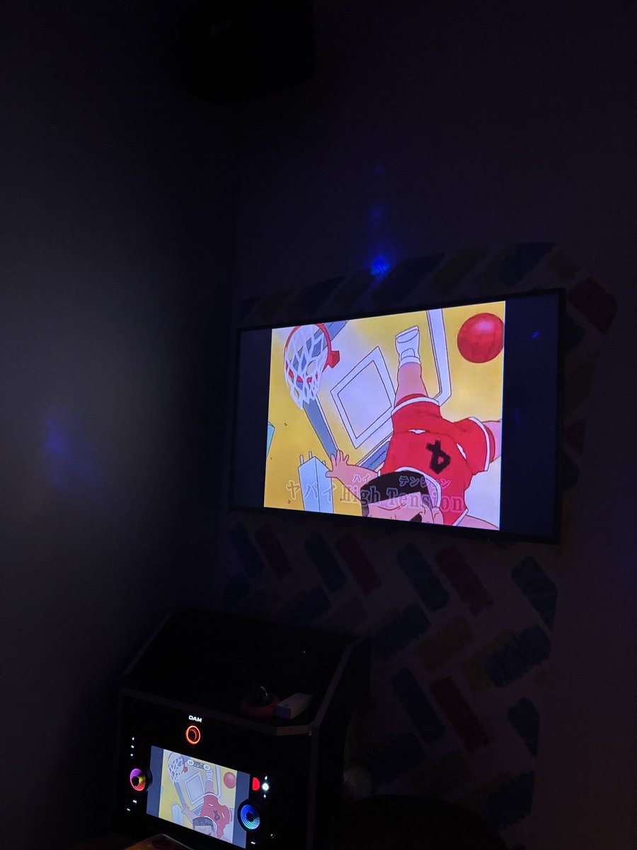 イベント終わって、打ち上げカラオケなう