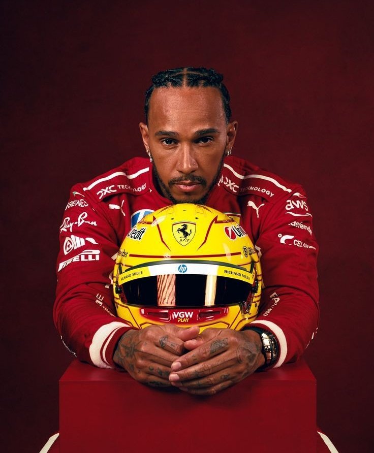 Perguntado sobre o que diria para as pessoas que falam para ele se aposentar, Lewis Hamilton responde:

“Eu não diria nada a eles. Nenhum deles fez o que eu fiz, então nem estão no meu nível.” 🔥