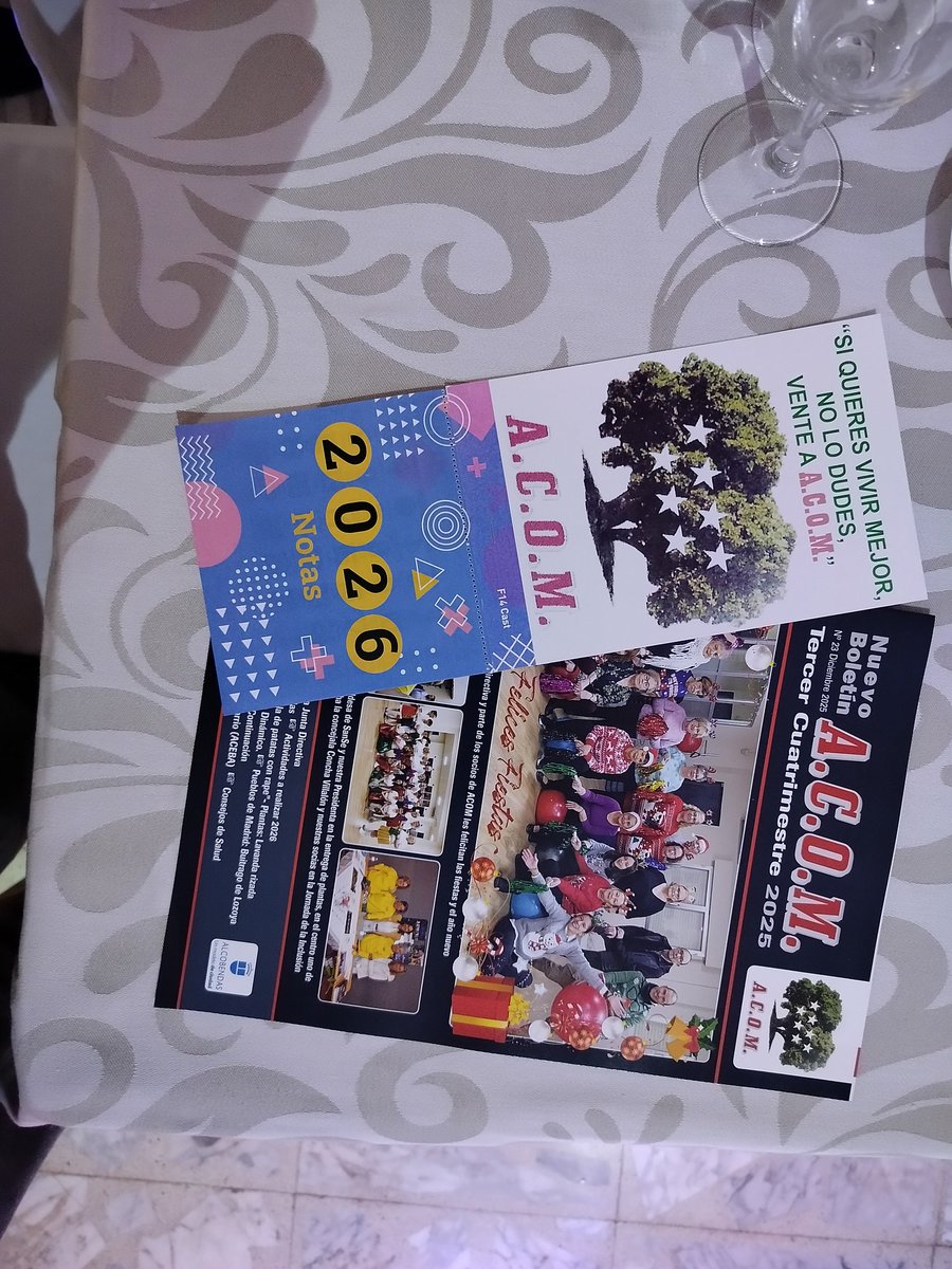 Una alegría acompañar a la asociación de mayores ACOM en su comida de Navidad. #Sanse <a href="/IISanse/">Izquierda Independiente Sanse</a> Izquierda Independiente <a href="/palaciosho/">Carmen Palacios 🇵🇸 🏳️‍🌈 ❤️💛💜🔻7291 🖕🇮🇱</a> <a href="/Forseti_22/">Victor Garcia</a>