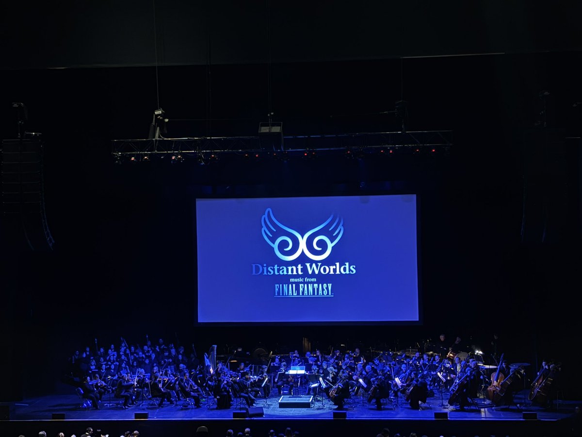 had an extremely shitty week, the store i worked at closed down so im out of job :(

but luckily my weekend made me forget about the shitty week and i got to the see the Distant Worlds Final Fantasy orchestra with my girlfriend ❤️ truly a once in a lifetime experience