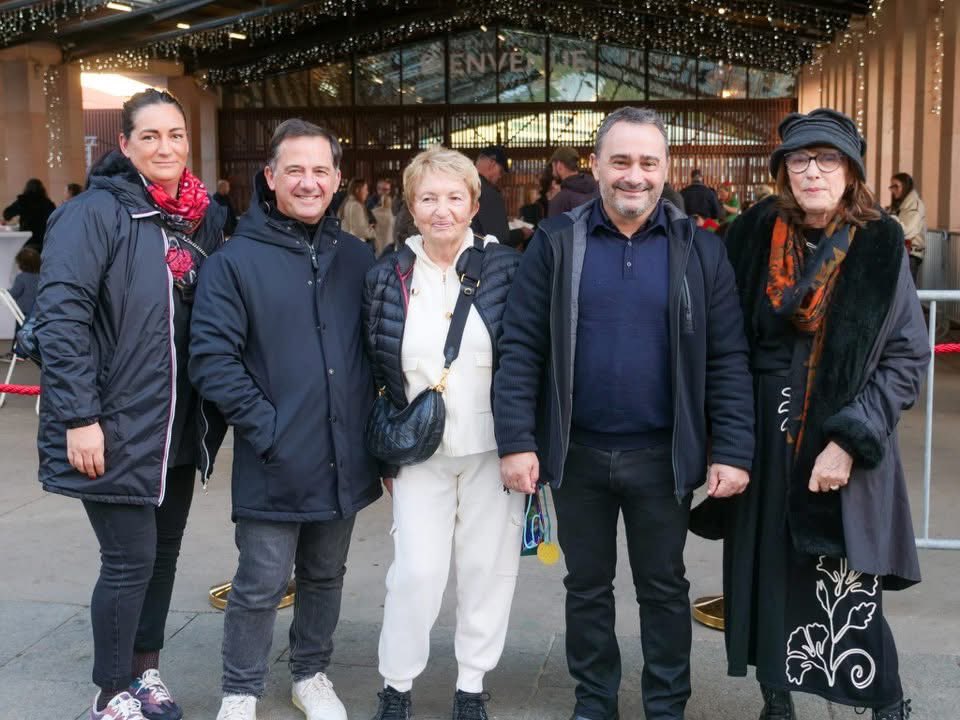Aujourd’hui, j’ai eu le plaisir de partager un magnifique moment avec les agents de la Ville d’Ajaccio et de la CAPA à l’occasion du traditionnel Arbre de Noël. 

L’ambiance était véritablement festive et familiale. Petits et grands ont profité d’un moment convivial, entre