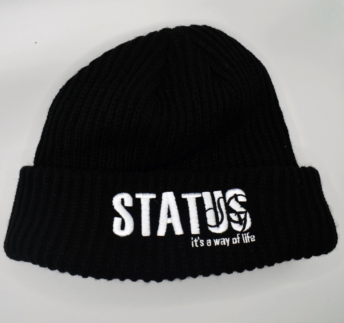 StatusGang's tweet image. Keep your hair protected and stay warm this winter ❄️🧢
Our new Satin-Lined Beanie reduces frizz, feels amazing, and fits almost everyone.
Style + comfort + hair care in one. statusappareldc.com/product-page/w…

#StatusApparelDC #SatinLinedBeanie #WinterEssentials