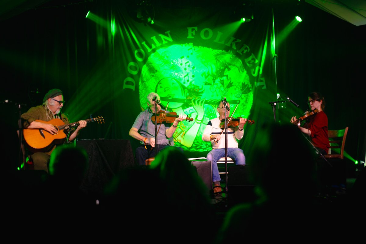 🎁  Looking for the perfect Christmas gift?
A Doolin Folk Fest 2026 ticket is the present they’ll remember long after the holidays! 🎶

Gift memories, not things. Gift Doolin Folk Fest 2026. Find out more here: tickettailor.com/events/hoteldo…