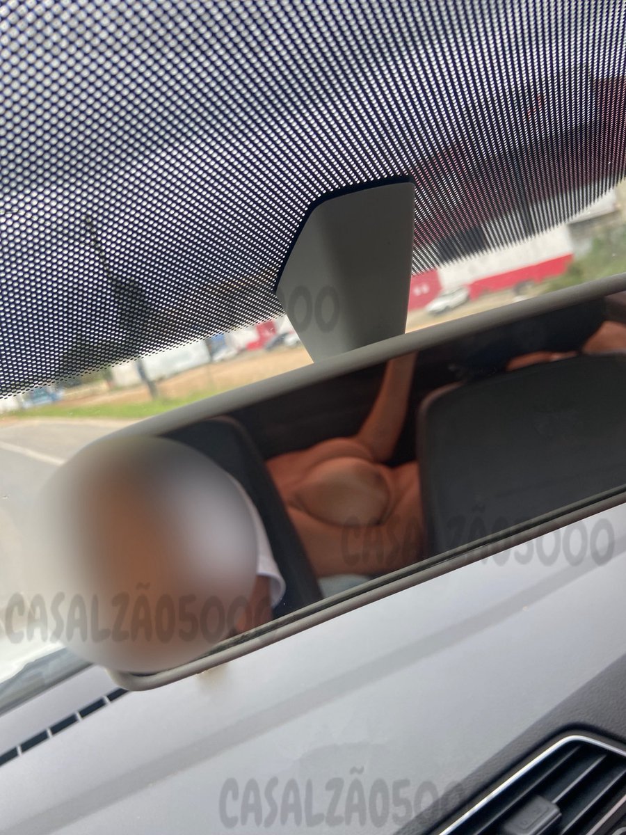 Você motorista concentrado no trânsito. E quando olha no espelho, se depara comigo peladinha no banco de trás louca de tesão, oque você faria ? 
Nossas plataformas 👇🏼

t.me/FreeCasalzao50…