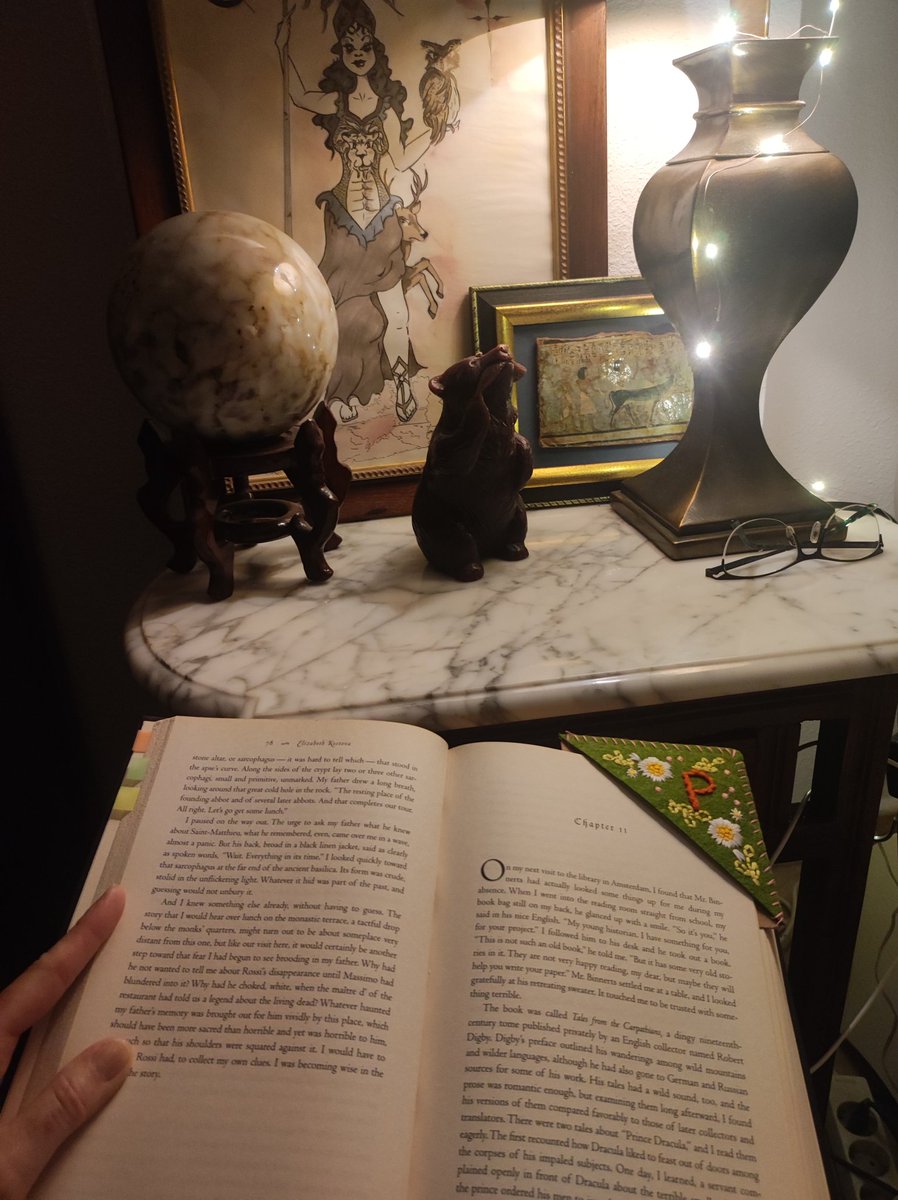 mp_conn's tweet image. Tardes de invierno de lectura 🩷