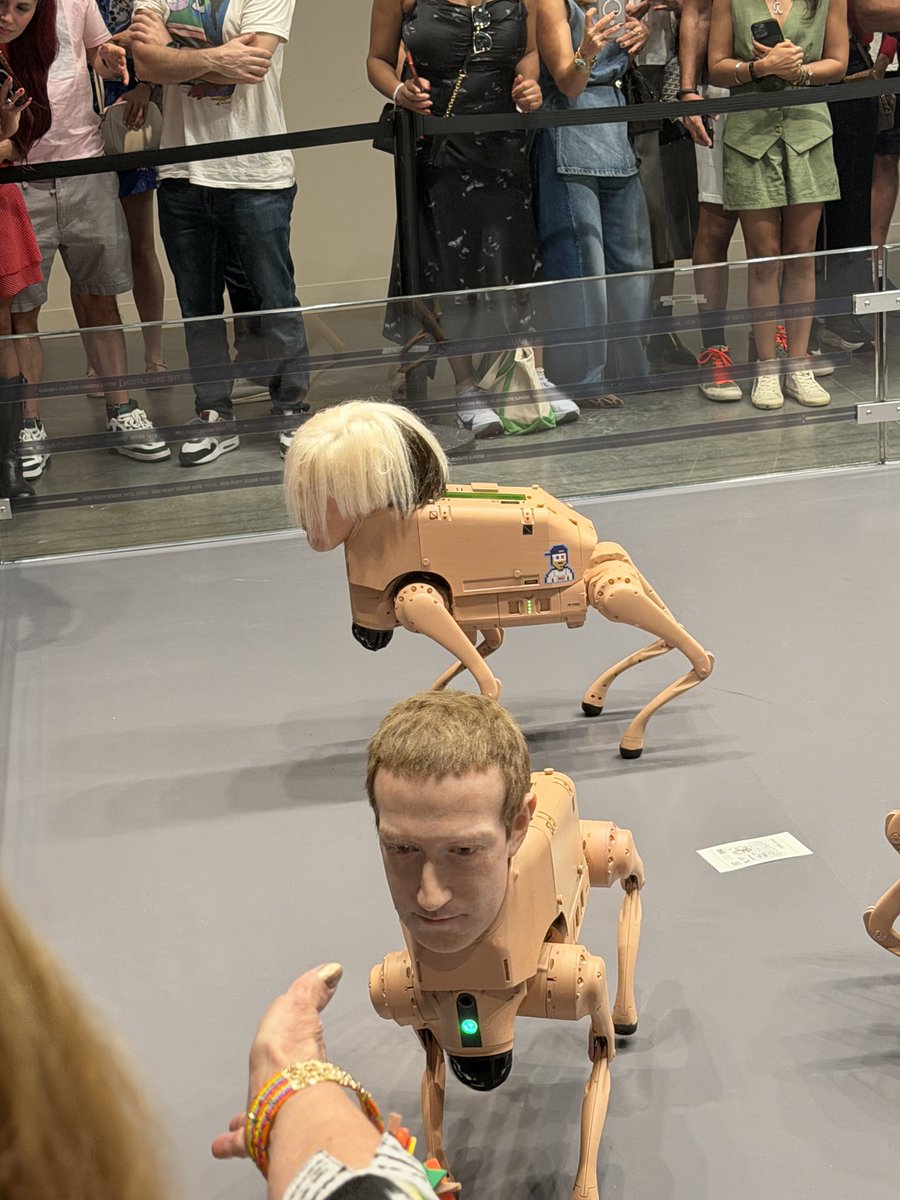 Day 4 of <a href="/ArtBasel/">Art Basel</a> spotted a <a href="/Nakamigos/">Nakamigos</a> on Andy Warhol