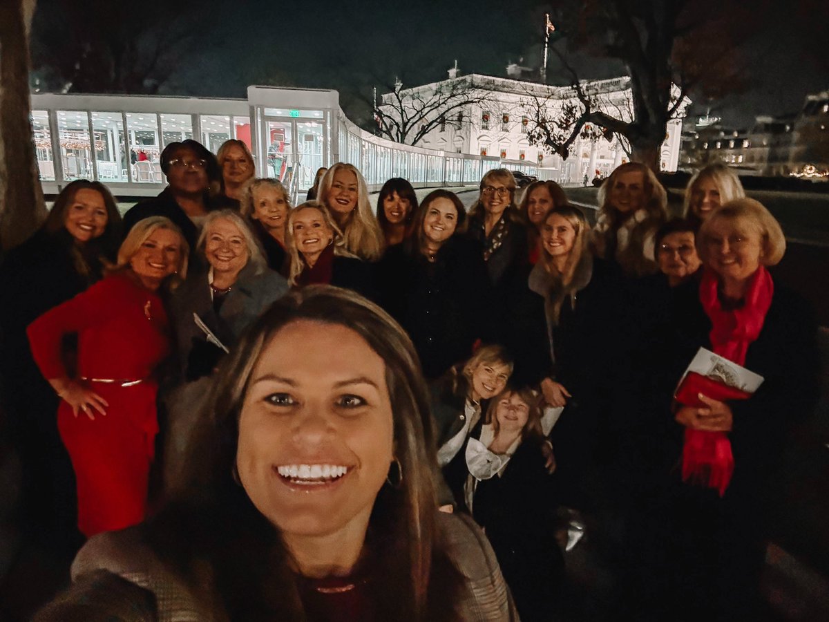 Courtney Cothran tweet media