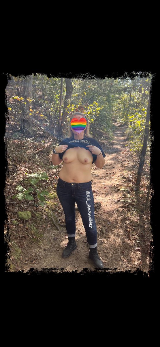 🌵Naked Desert Couple 🌵 tweet media