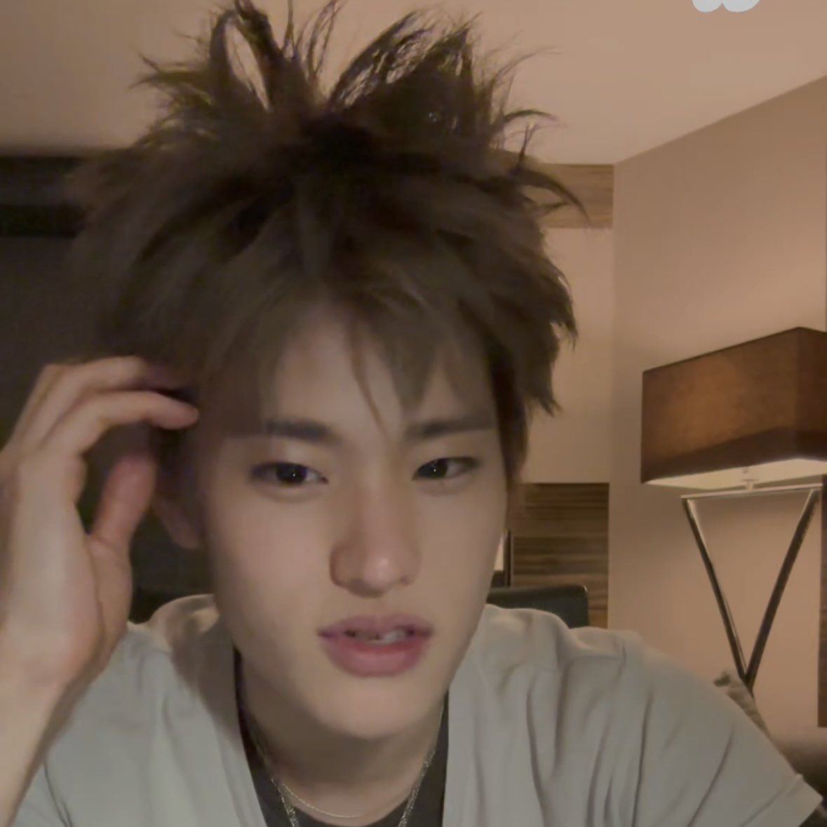 헬로삔 tweet media