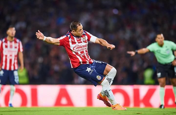 Periodicazo en el hocico 😂😂

Los chillahermanos y los Chemos siempre lloran del Gato ortiz que le da penales al América. 

Adivinen qué equipos quedaron Eliminados por no meter su penal regalado. Jajajajaja 😂😂 "idiotas" 

<a href="/Chivas/">CHIVAS</a>  🤝 <a href="/CruzAzul/">CRUZ AZUL</a>