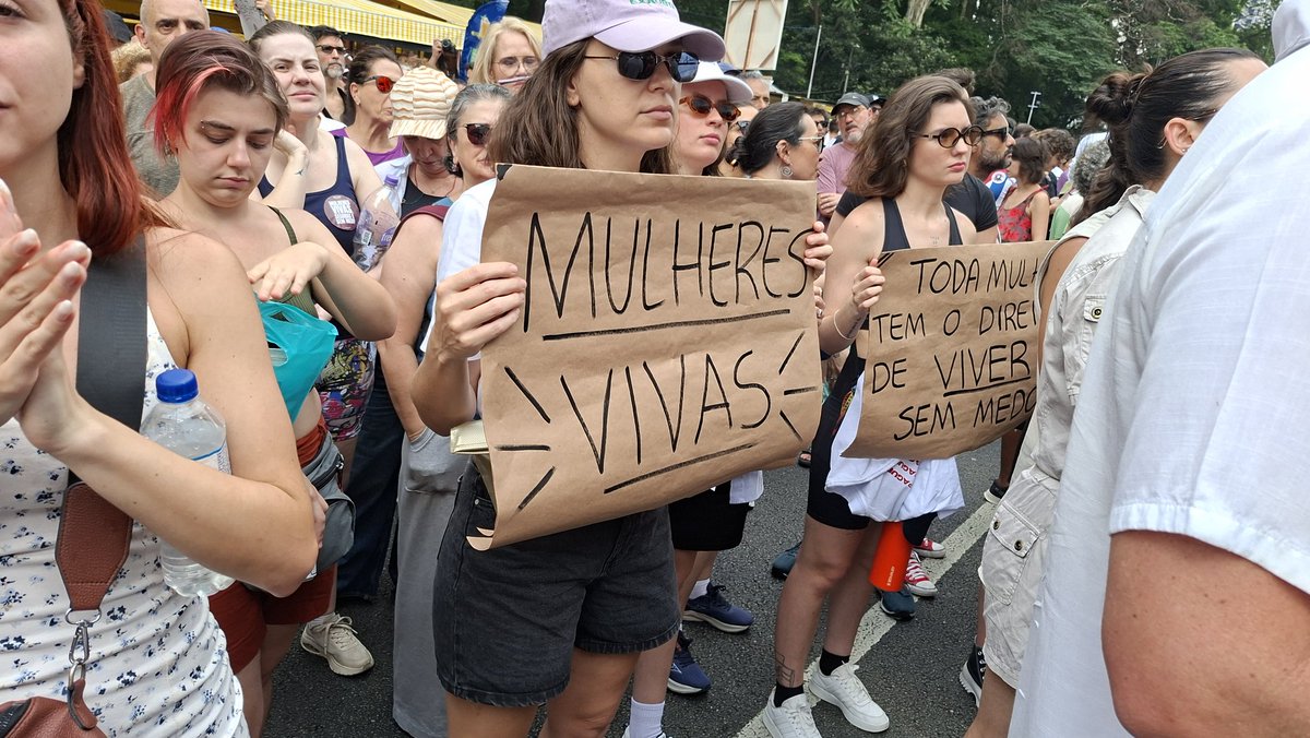 Mr_Machado's tweet photo. Mulheres vivas!
Nem uma a menos!
#MASP #SAO https://t.co/fwpHXPZ1NM