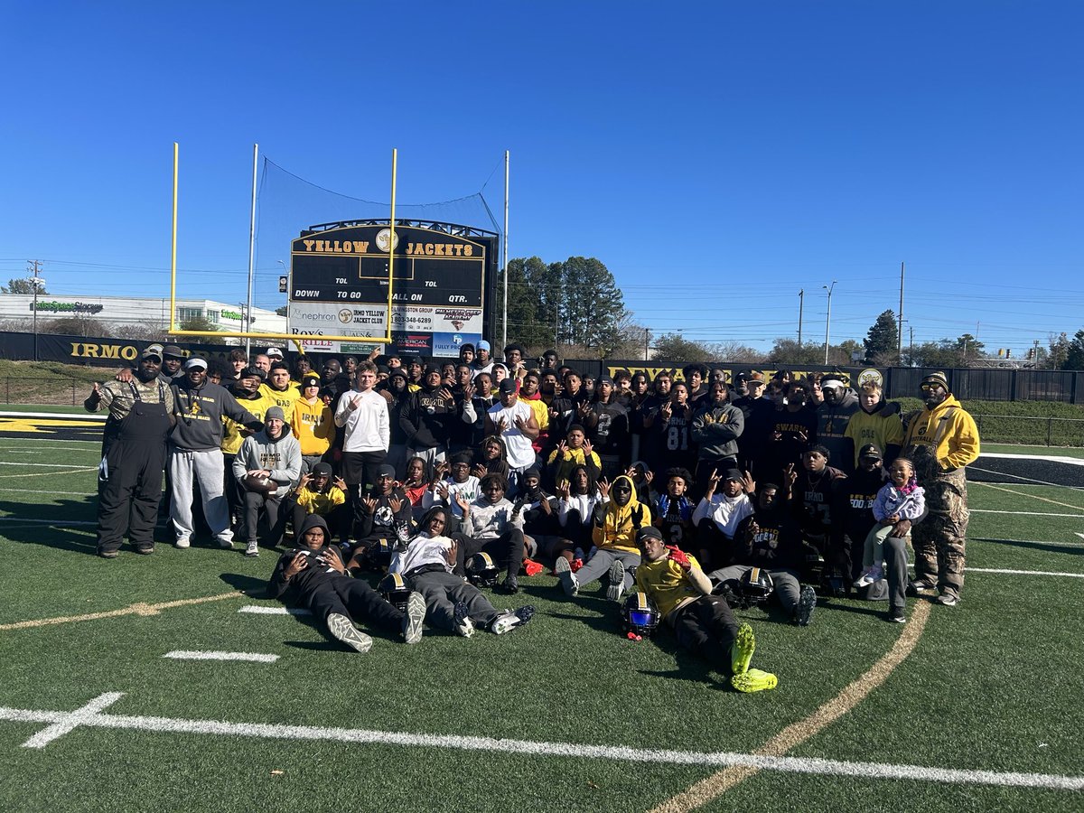 BlocstarrRoc's tweet photo. Win,Lose,Draw You Know How We Coming!!! #SCHFL #WeBeBack #GreatSeason🐝🫡 https://t.co/T6ZMUzR9h3