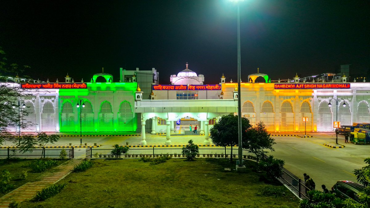 bobzytheking001's tweet photo. Mohali Railway Station now stands transformed with modern facilities and a world-class travel experience. 

Grateful to our Railways for driving this development and strengthening our rail network. 🚆

#NewMohaliStation #RailwayProgress
#ABSS #RailwayReforms #Train https://t.co/Z3pc2aOUhO