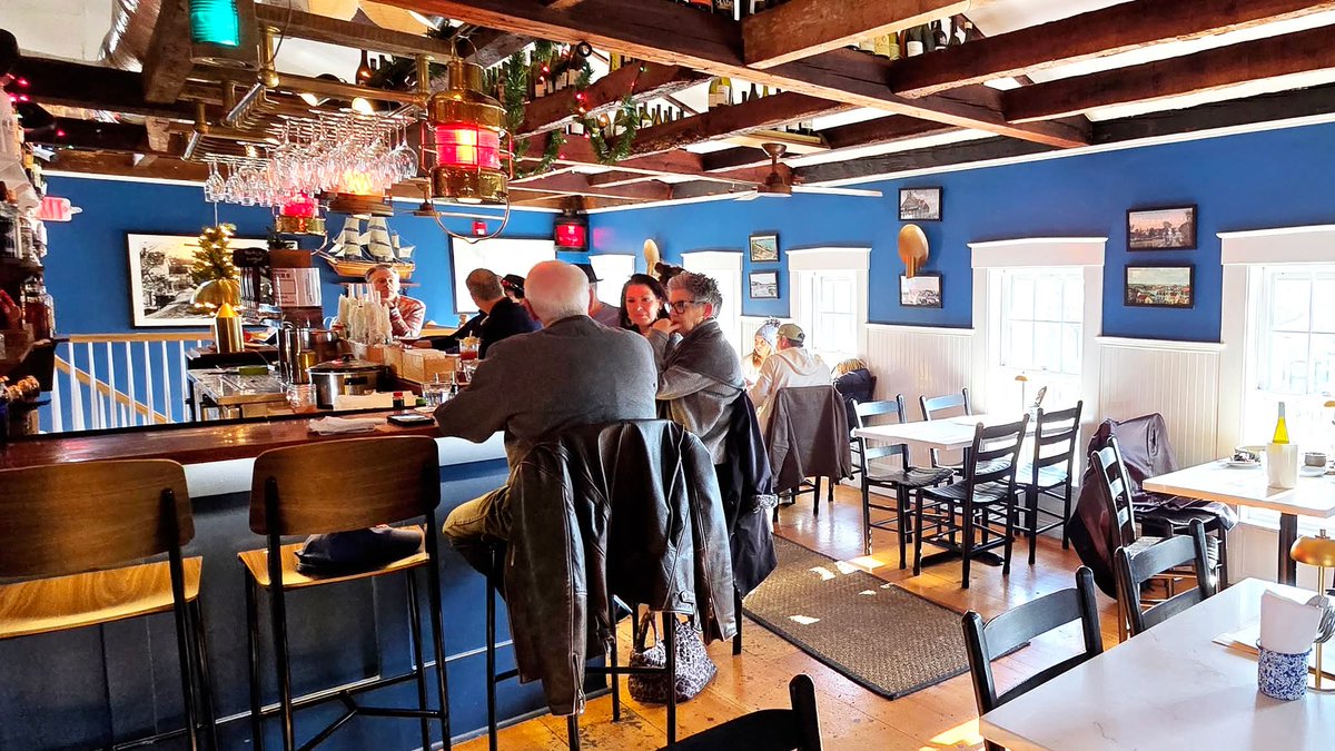 Eric J. Taubert tweet media