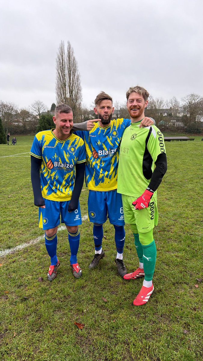 FULL TIME - 

“Firsts”

Wollaston Village 0-6 Colts 

⚽️⚽️-Daniels 
⚽️-Fitzpatrick 
⚽️-Till
⚽️-Crump
⚽️-Mills

MOM - Till

“Wollastons keeper was possibly the best player on the pitch today, That tells you how good the boys were. Massive performance on the road”