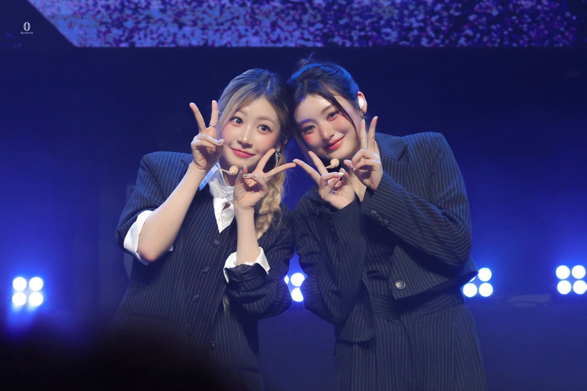 anehtzip's tweet photo. 251206 #FIFTYFIFTY #피프티피프티 #ATHENA #아테나 #YEWON #예원 https://t.co/RqC1OJs3Xu