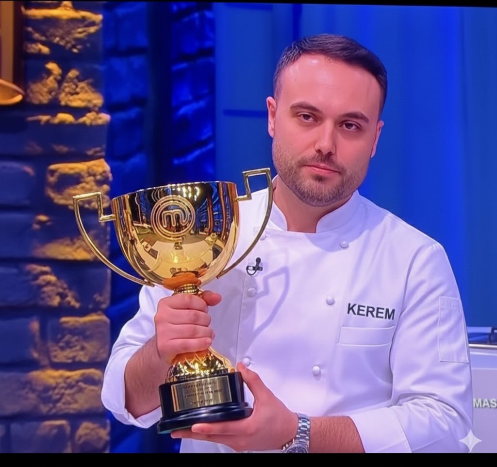 #mastercheftürkiye EVET ARKADAŞLAR BEN KUPAYI YAPTIM VE KEREME VERDİM 😃 HADİ İNŞALLAH 777 SİZDE PAYLAŞIN.KEREMİ DESTEKLEYENLERDE PAYLAŞSIN
