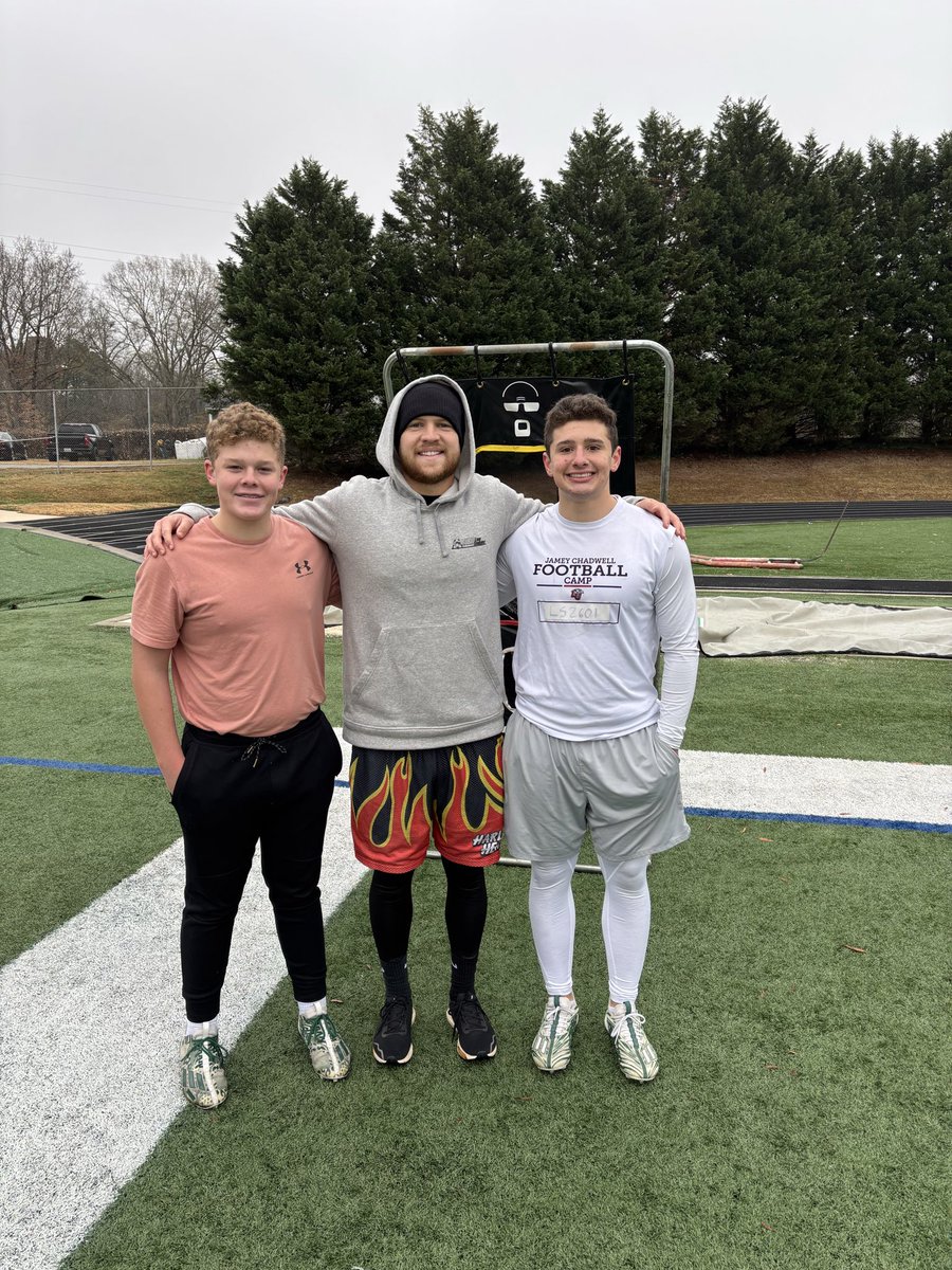 Zander Atwell 4.5⭐️ tweet media