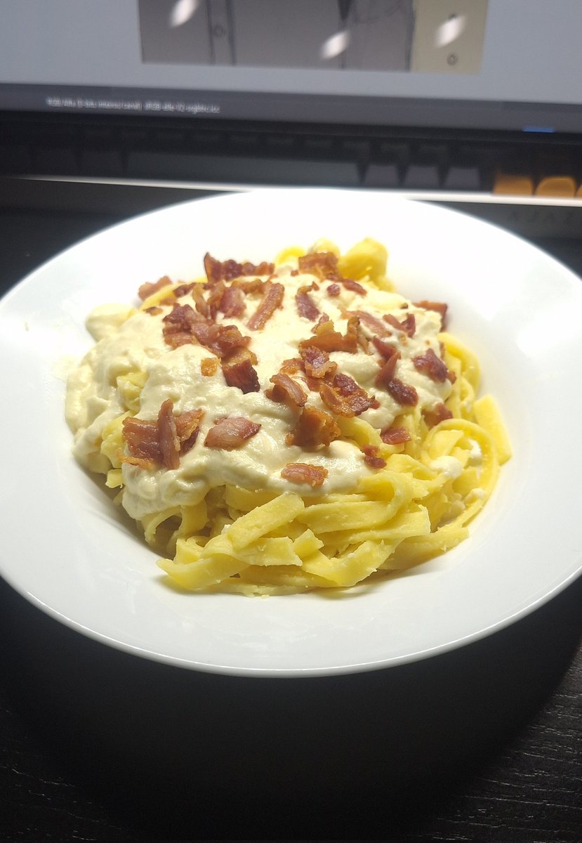 exitpedia's tweet image. carbonara boa no aniversário