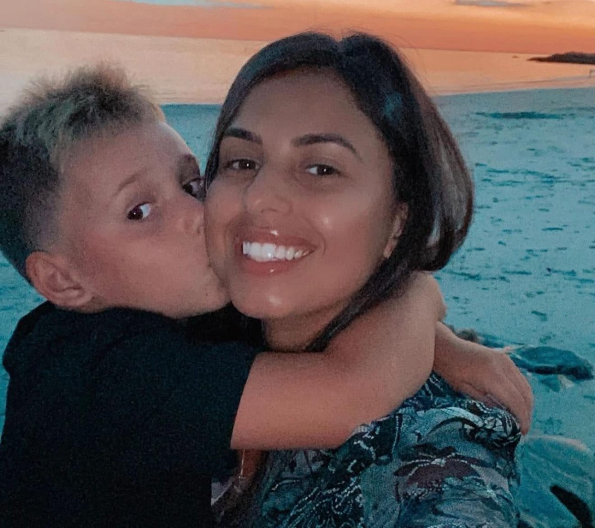 DisavowTrump20's tweet image. This is Bruna Ferreira, Karoline Leavitt's nephew's mother, who was arrested by ICE. She just called out Leavitt: "I asked Karoline to be godmother over my only sister...why they’re creating this narrative is beyond my wildest imagination."

RETWEET if you stand with Ferreira!