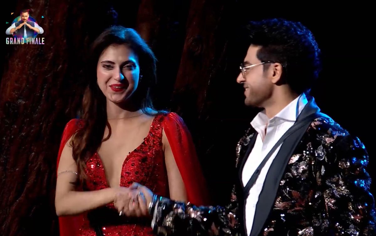 Fire and Ice Together! 

Top - 2 ❤️

#BiggBoss19 #GauravKhanna #FarrhanaBhatt