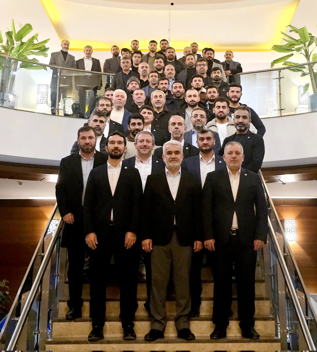ZekiAras16's tweet photo. Yoğun geçen bir çalışma yılının ardından, geleneksel yılsonu değerlendirme ve motivasyon kampımızı Afyon termal kaplıcalarında tamamladık. 

Genel Başkanımız Sayın @zyapicioglu birlikte geçirdiğimiz bu verimli 3 günde, hem dinlendik hem de yol haritamızı gözden geçirdik.

Davetimizi kırmayıp programımızı şereflendiren kıymetli Genel Başkanımıza ve tüm dava arkadaşlarıma teşekkür ediyorum.