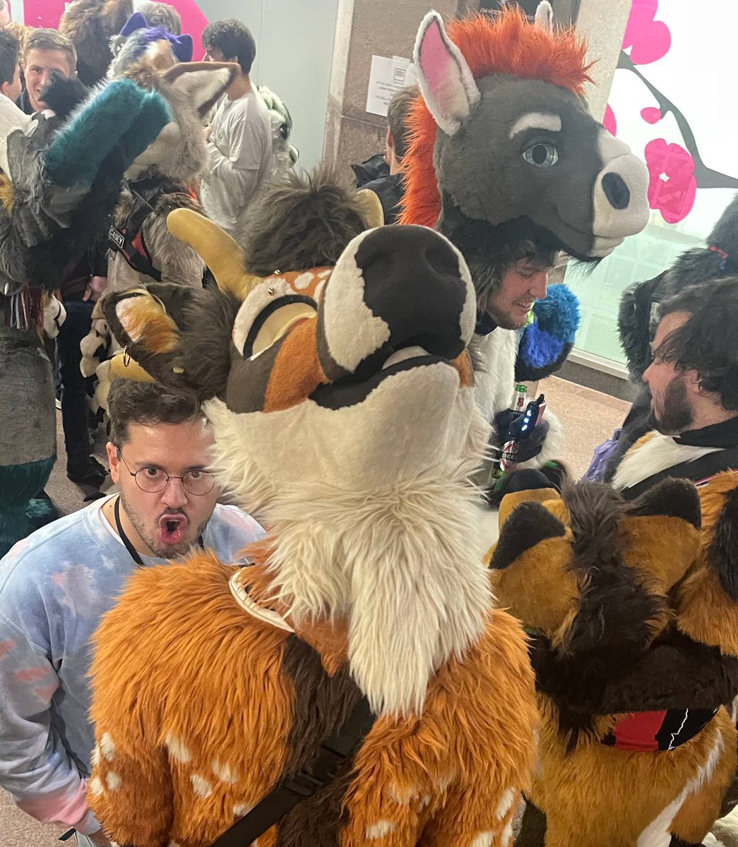 vincehooves's tweet image. Good times had in London this weekend 🤠