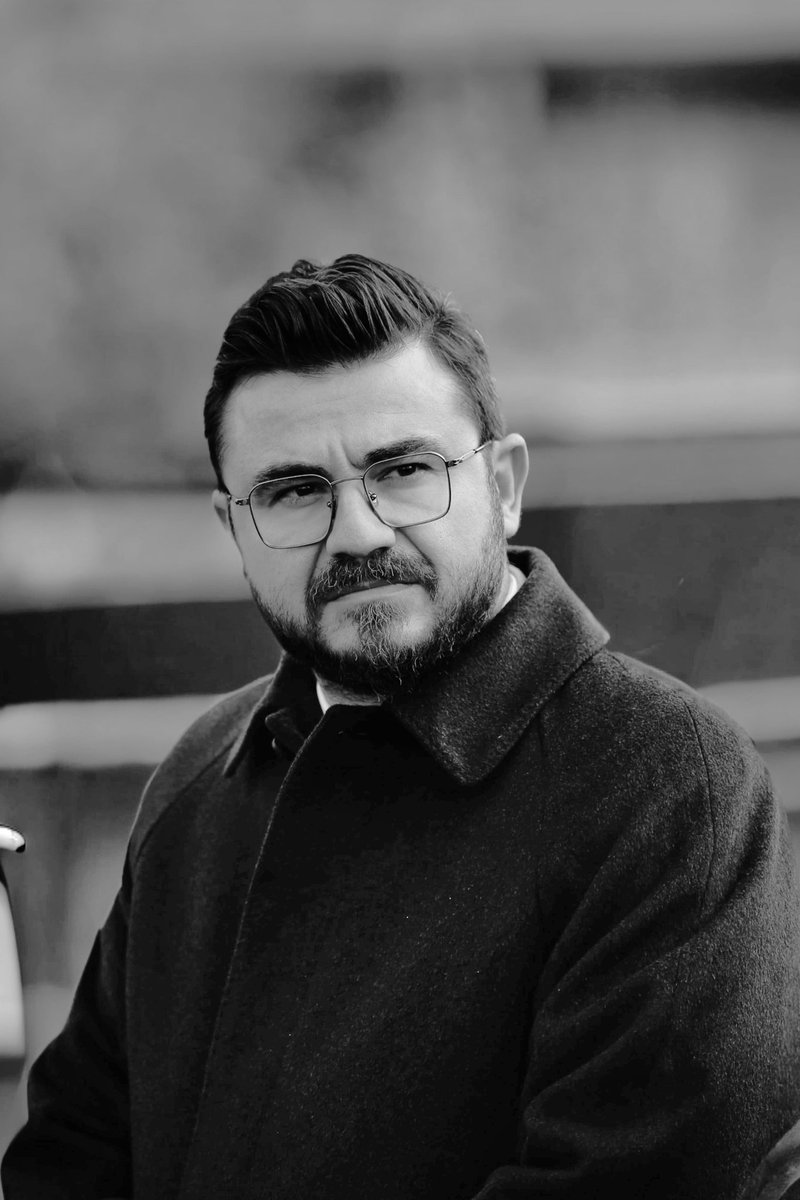 Hayırlar feth ola.

Şerler def ola.

Gönüller şad ola..

Akıllar başa gele, fitne taşa gele!

Devletimiz payidar ola!