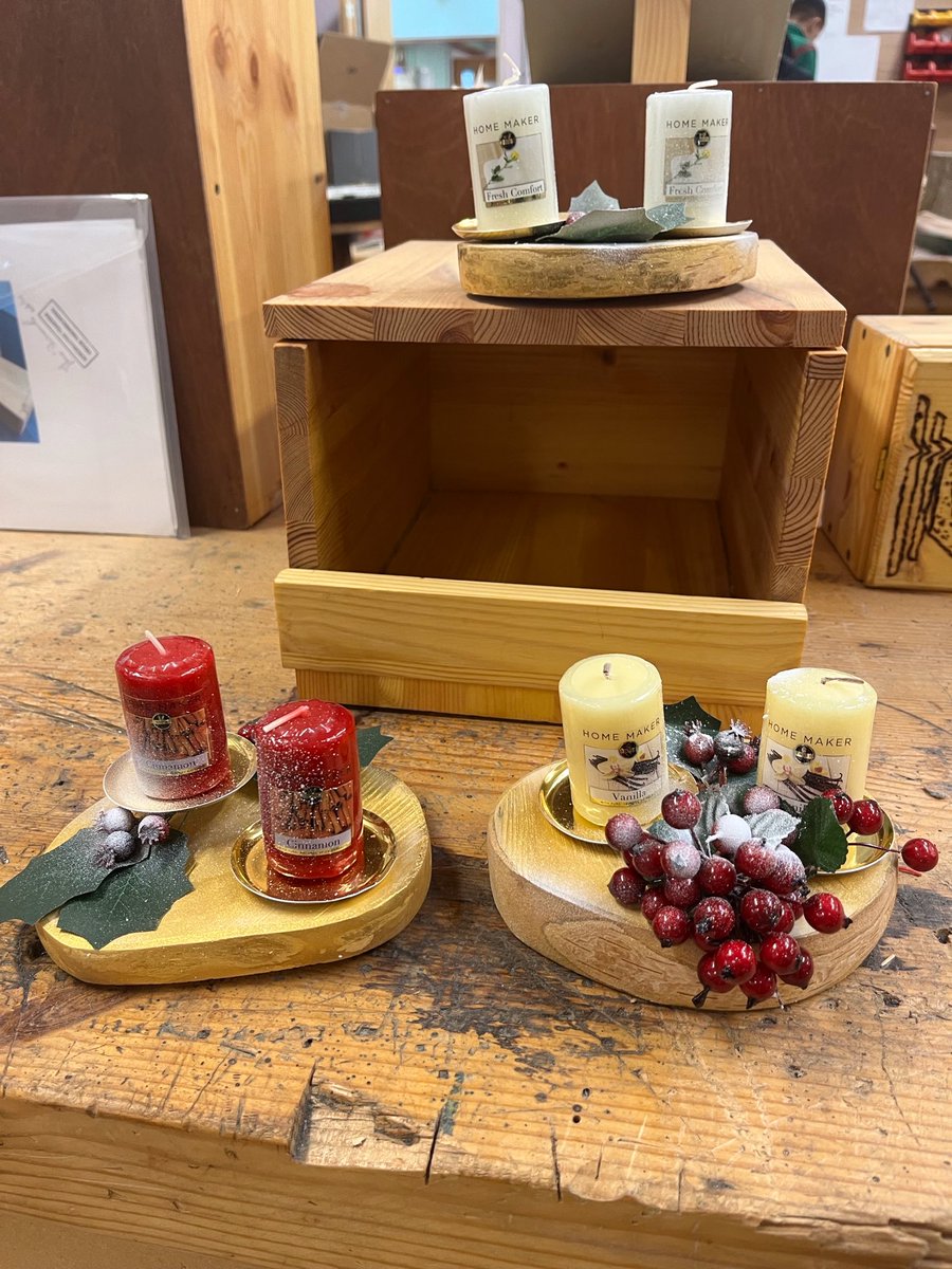 Coláiste de hÍde tweet media