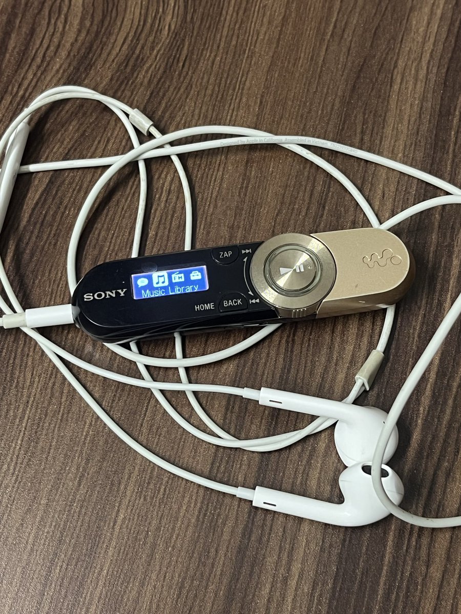 nirudhuuu's tweet image. working like charm 😁