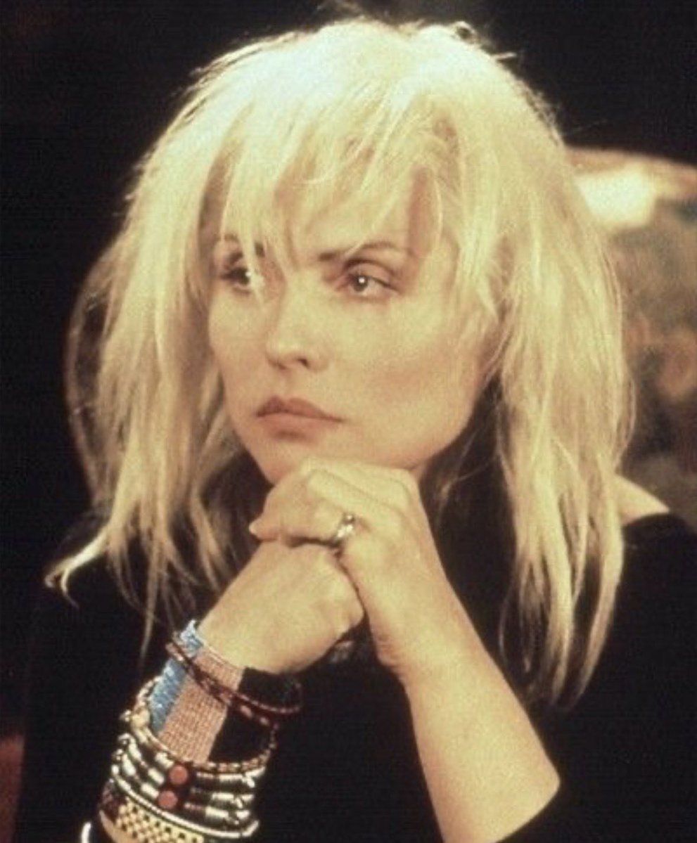 Love this pic … Debbie Harry💘 

#Blondie
#DebbieHarry