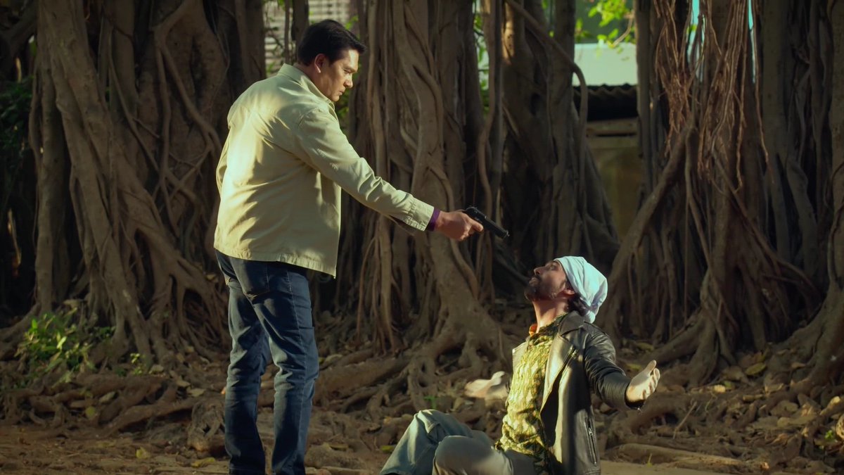 AnAdityan's tweet image. What an amazing epi 🔥 after long time cid wala feel 😭 Aditya sir nailed it, he owns the epi 👏 Abhijeet sir speecial epi means full on entertainment 😍❤ Acp sir &amp;amp; Daya sir's entry for Abhi sir ❤😭 loved dr. Salunkhe's work 🔥 teamwork 🔥Can't wait for next week 🙌 #Cid #Cid2