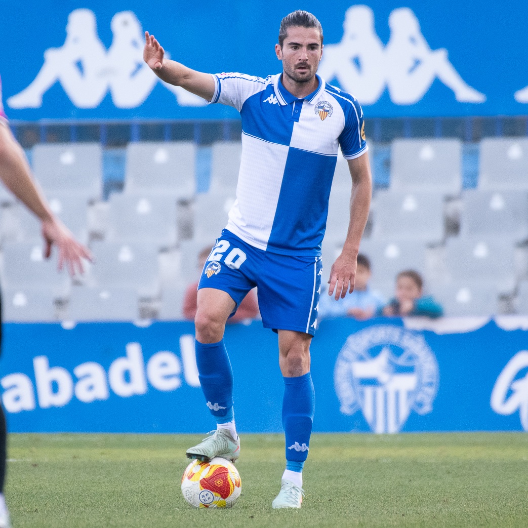 El gran <a href="/urri50/">Albert Orriols</a>

És molt bo.

Però no bo de saber jugar a futbol bé.

Bo del nivell de pensar que em vull casar amb ell.

I que ha de ser President de la Generalitat.

O, directament, que marxo a la guerra si m'ho demana.

#AMQM