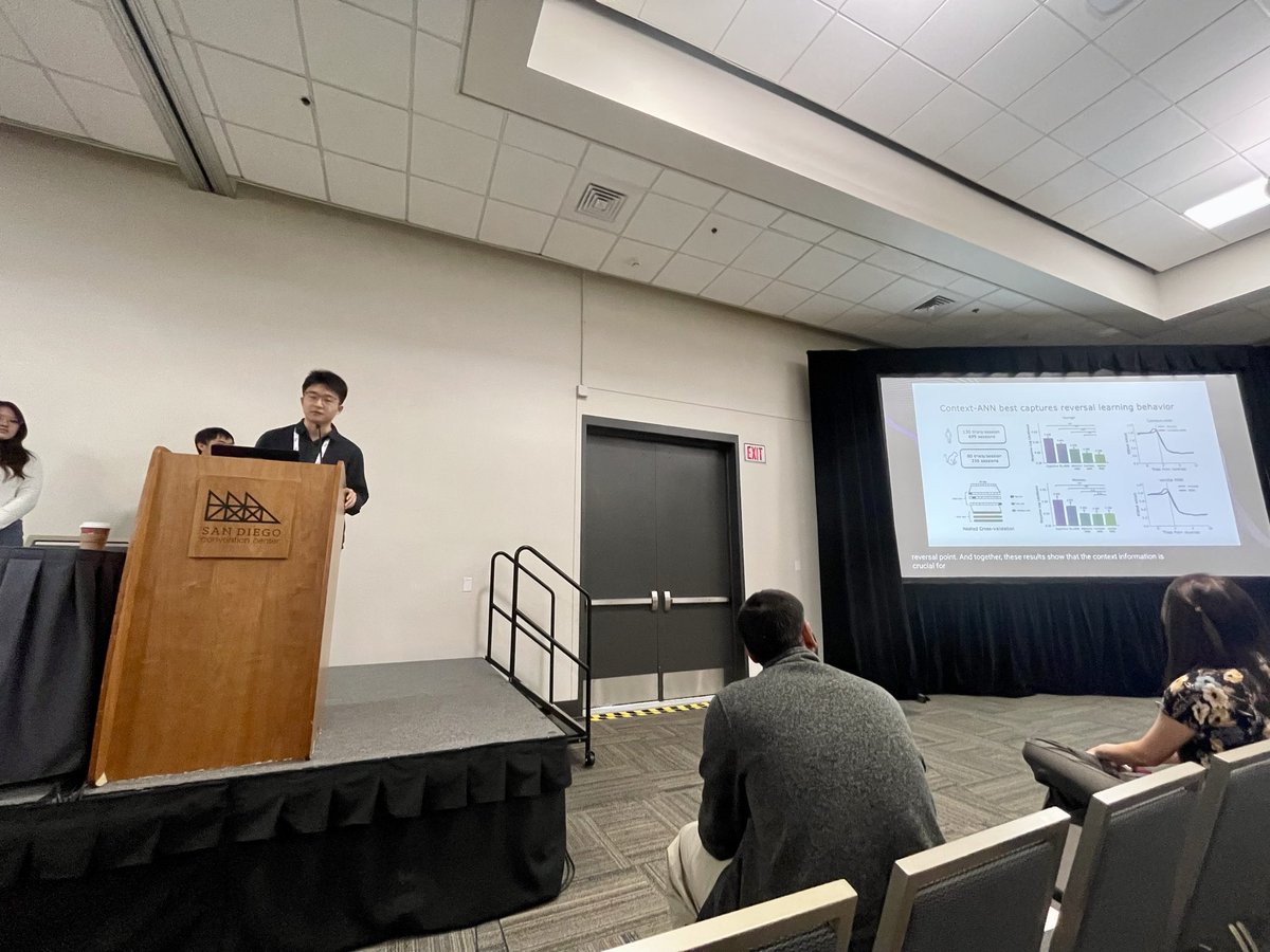 For our second spotlight talk, Yifei Cao, Chonghao Cai, and Liyuan Li present work using hybrid neural-cognitive models to explain strategies in reversal learning