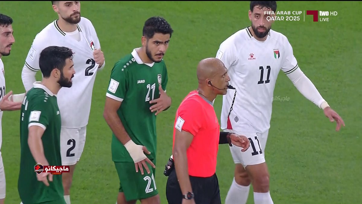 Khasawwneeh's tweet image. لعيبة سوريا بتقول للحكم روح شوف الفار مفيهاش اشي