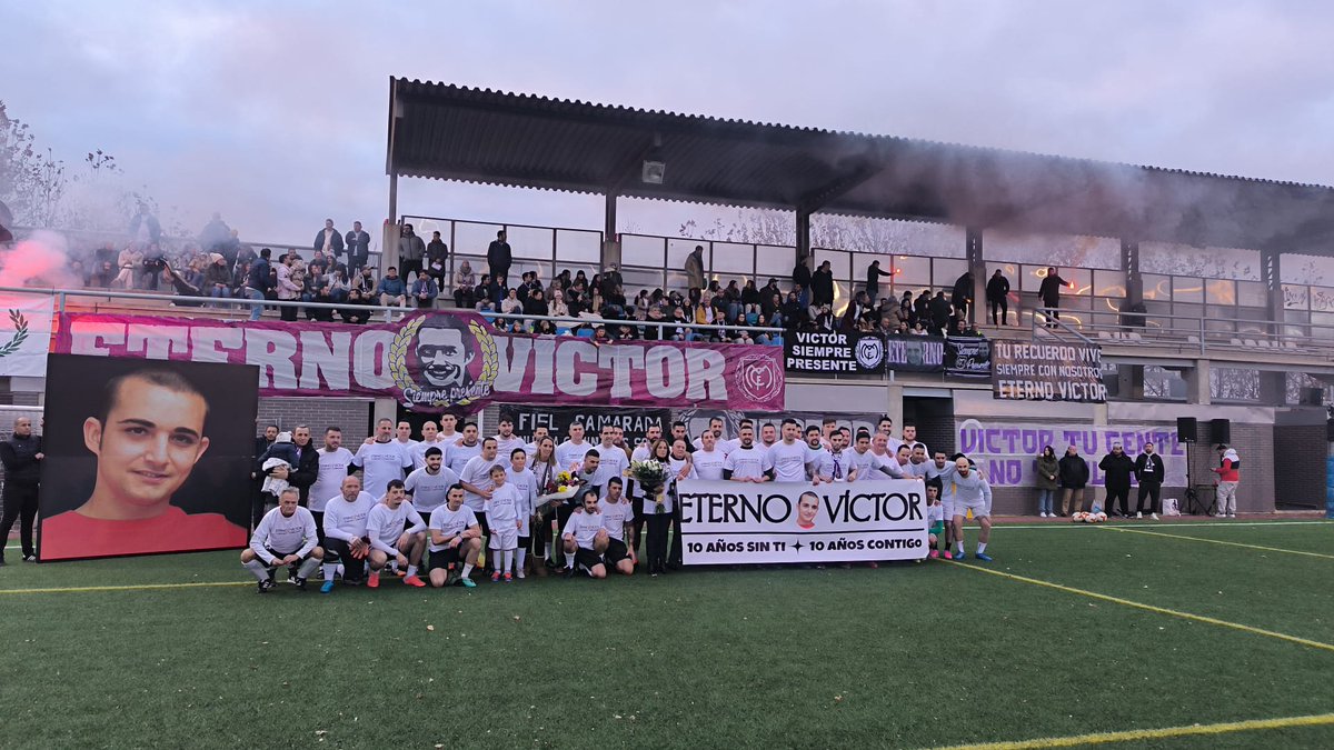 X Aniversario Víctor García Munera: cuando no hacen falta las palabras... 📷
#EternoVíctor
(*Fotos: Alberto Nestares)
