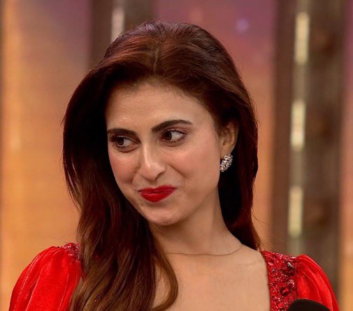 The most Deserving contestant jo trophy ki hakdaar thi agar Janta ke votes matter nhi krte to kyu krwate ho voting krne to apni hi hoti hai 💔💔
#FarrhanaBhatt𓃵 #FarhanaBhatt