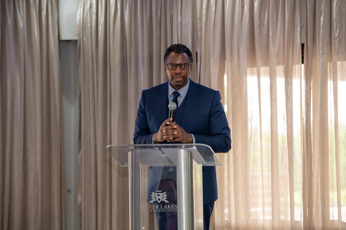embpanamazaf's tweet photo. A Banking Breakfast forum was held during the recent Panama Week in South Africa. Financial authorities of both countries participated and shared their experience and knowledge in the field. Further interaction between the two nations is expected in the near future. https://t.co/3tMeUnFgOn