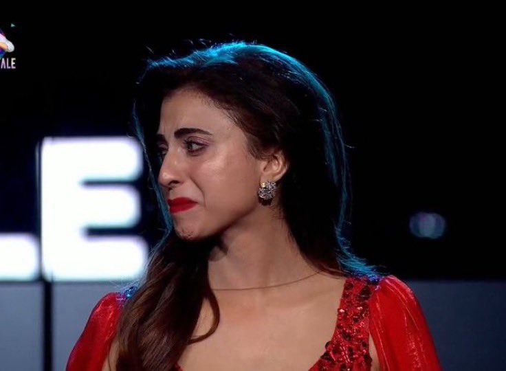 FactSlayerr's tweet photo. Well played Farhana !
From 47k followers to 2.1 million… what a journey 

A trophy can’t define your legacy !
Farhana is one of the most loved contestants ,the amount of love she’s received is unreal 

AUDIENCE WINNER FARRHANA

#FarrhanaBhatt https://t.co/cIJZHCO3ab