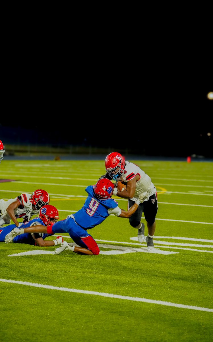 DaeronFerguson's tweet image. The final💪🏾 #Thankful 

hudl.com/v/2TJiN1