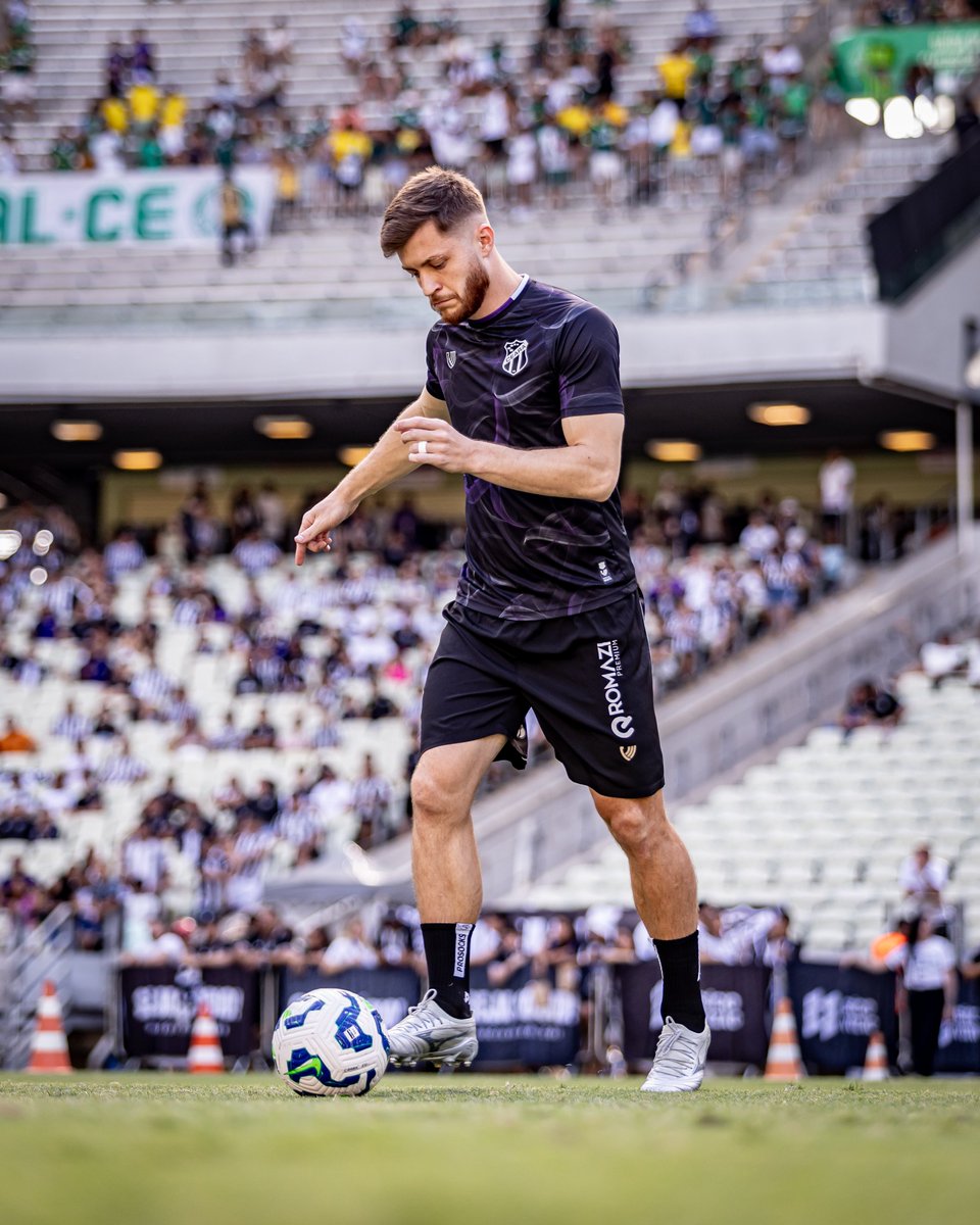 CearaSC's tweet photo. Aquecimento concluído. ✅

BORA PRO JOGO! 🏁💪

📸 Gabriel Silva / Ceará SC

#CearáSC #Brasileirão2025 https://t.co/frnvAgFl3I