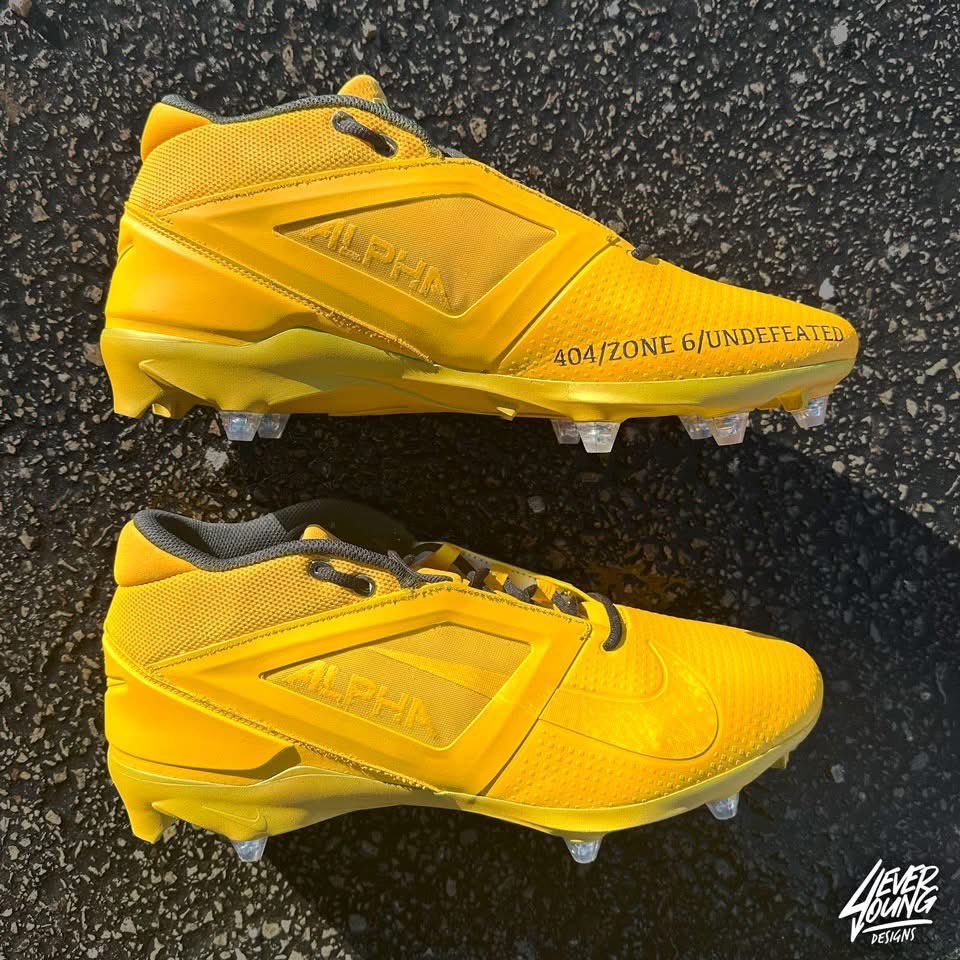 Gold on Gold! The top portion of the cleats is your standard